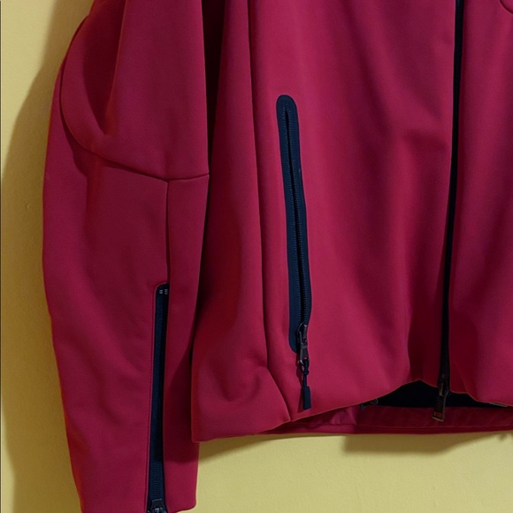 Polo by Ralph Lauren Men's Vibrant Red Performance Jacket - Picture 7 of 8